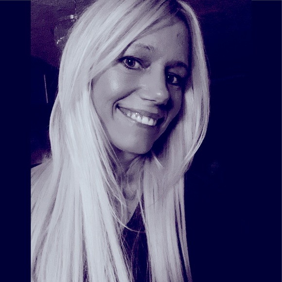 Meet your Posher, Girly2Glamorous - Picture 1 of 1